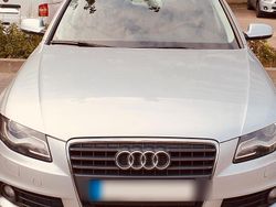 Grau Gebraucht 2011 Audi A4 Limousine | 5.000 € (Superpreis)