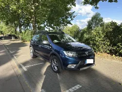 Blau Gebraucht 2017 Dacia Sandero Stepway Kleinwagen | 6.600 € (Fairer Preis)