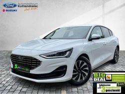 Frost weiss Gebraucht 2024 Ford Focus Titanium Limousine | 19.990 € (Superpreis)