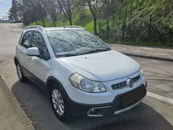 Weiß Gebraucht 2010 Fiat Sedici Emotion SUV | 2.900 € (Etwas zu teuer)