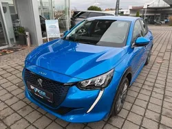 Blau Gebraucht 2021 Peugeot e-208 Active Kleinwagen | 14.990 € (Fairer Preis)
