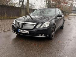 Schwarz Gebraucht 2009 Mercedes E220 Elegance Limousine | 8.100 € (Teuer)