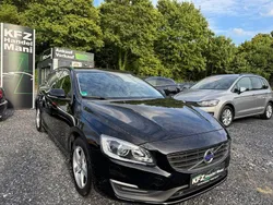 Black stone Gebraucht 2017 Volvo V60 Business Edition Kombi | 15.990 € (Etwas zu teuer)