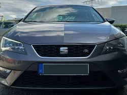 Grau Gebraucht 2017 Seat Leon FR Limousine | 11.000 € (Fairer Preis)