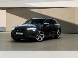 Schwarz (mythosschwarz metallic) Neu 2024 Audi SQ8 e-tron Ambiente SUV | 118.400 €