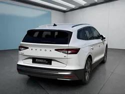 Weiß Gebraucht 2024 Skoda Enyaq iV SUV | 46.049 € (Guter Preis)