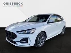 Frostweiss Gebraucht 2025 Ford Focus ST-Line Limousine | 28.420 € (Fairer Preis)