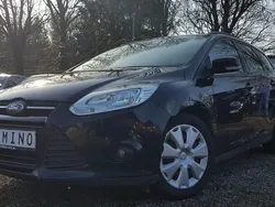 Schwarz Gebraucht 2012 Ford Focus Kombi | 2.990 € (Teuer)