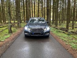 Grau Gebraucht 2012 Mercedes E250 Limousine | 10.500 € (Fairer Preis)