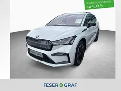 Moonweiß metallic Neu 2025 Skoda Enyaq iV SportLine SUV | 52.860 € (Fairer Preis)