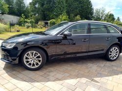 Schwarz Gebraucht 2018 Audi A4 Kombi | 18.000 € (Guter Preis)