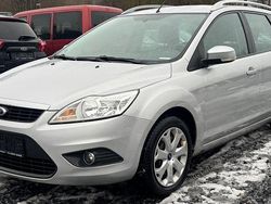 Silber Gebraucht 2010 Ford Focus Kombi | 2.750 € (Fairer Preis)