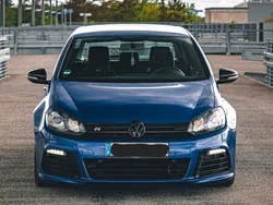 Blau Gebraucht 2012 VW Golf VII R Limousine | 18.500 €
