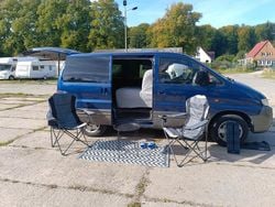 Blau Gebraucht 2003 Hyundai H-1 Van | 7.200 €