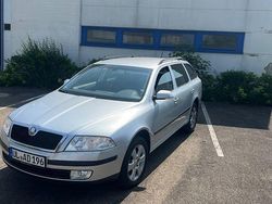 Silber Gebraucht 2007 Skoda Octavia Kombi | 3.450 € (Fairer Preis)