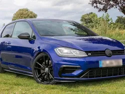 Blau Gebraucht 2017 VW Golf VII R Limousine | 28.900 €
