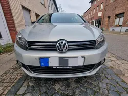 Silber Gebraucht 2011 VW Golf VI Style Kleinwagen | 7.500 € (Etwas zu teuer)