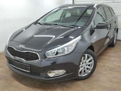 (1k) zilinaschwarz met. Gebraucht 2014 Kia Ceed Sportswagon FIFA World Cup Edition Kombi | 7.499 € (Fairer Preis)