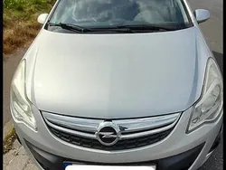 Silber Gebraucht 2010 Opel Corsa Edition Limousine | 3.700 € (Fairer Preis)