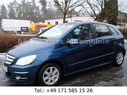 Blau Gebraucht 2009 Mercedes B180 Sport Van / Kleinbus | 2.999 € (Superpreis)