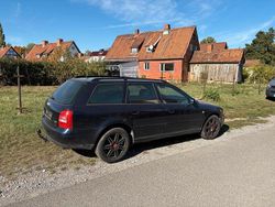 Blau Gebraucht 1999 Audi A4 Kombi | 1.000 € (Superpreis)