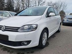 Candyweiss Gebraucht 2009 VW Golf Plus Cross Comfortline Van / Kleinbus | 7.500 €