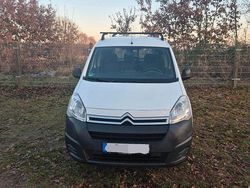 Weiß Gebraucht 2016 Citroën Berlingo Van / Kleinbus | 7.450 € (Fairer Preis)