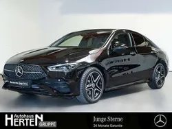 Lack kosmosschwarz Gebraucht 2024 Mercedes CLA250e AMG Line Premium Limousine | 38.900 € (Fairer Preis)