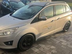 Silber Gebraucht 2014 Ford Grand C-Max Trend Van / Kleinbus | 2.390 € (Guter Preis)