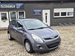 Grau Gebraucht 2012 Hyundai i20 Edition Kleinwagen | 1.999 € (Guter Preis)