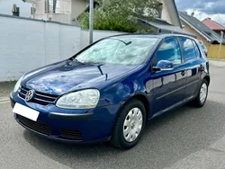 Blau Gebraucht 2005 VW Golf V Limousine | 2.950 € (Etwas zu teuer)