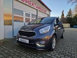 Winchestergrau met. Gebraucht 2015 Kia Venga Spirit Kleinwagen | 11.900 €