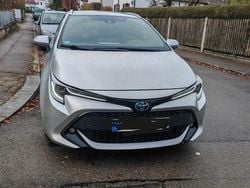 Silber Gebraucht 2019 Toyota Corolla Club Kombi | 18.000 € (Fairer Preis)