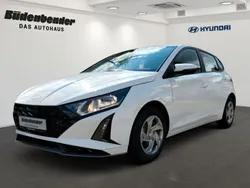 Weiß Neu 2025 Hyundai i20 Select Limousine | 19.880 € (Guter Preis)