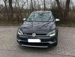 Grau Gebraucht 2020 VW Golf Alltrack Kombi | 24.500 € (Fairer Preis)