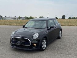 Schwarz Gebraucht 2016 Mini Cooper Kleinwagen | 12.990 € (Guter Preis)