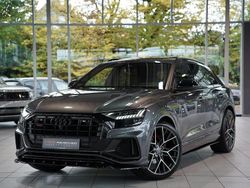 Grau Gebraucht 2018 Audi SQ8 Design SUV | 64.900 €