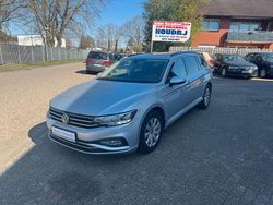 Silber Gebraucht 2022 VW Passat Business Kombi | 16.999 € (Superpreis)