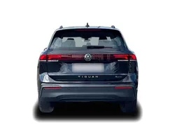 Schwarz Gebraucht 2024 VW Tiguan Life SUV | 43.149 € (Superpreis)