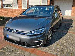 Grau Gebraucht 2018 VW e-Golf Kleinwagen | 16.999 € (Teuer)