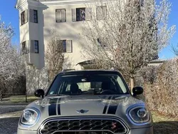 Grau Gebraucht 2017 Mini Countryman SUV | 22.500 €