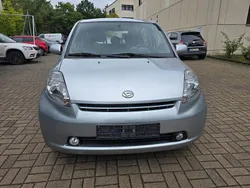 Silber Gebraucht 2005 Daihatsu Sirion Kleinwagen | 2.999 € (Fairer Preis)