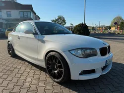 Weiß Gebraucht 2010 BMW 120 Coupé M Sport Coupé | 5.500 € (Fairer Preis)