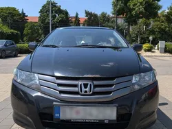 Schwarz Gebraucht 2009 Honda City Limousine | 1.500 €