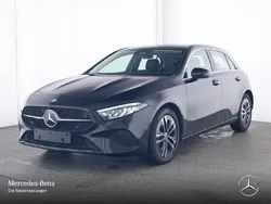 Schwarz Gebraucht 2024 Mercedes A200 Progressive Kleinwagen | 28.690 € (Guter Preis)