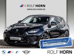 Black saphire metallic Gebraucht 2024 BMW M135 Kleinwagen | 43.940 € (Teuer)