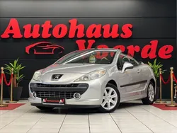 Grau Gebraucht 2007 Peugeot 207 CC Sport Cabrio | 6.490 € (Etwas zu teuer)
