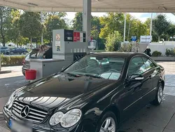 Schwarz Gebraucht 2004 Mercedes CLK200 Coupé | 9.999 € (Etwas zu teuer)