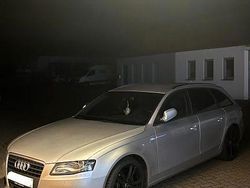 Grau Gebraucht 2011 Audi A4 S-Line Kombi | 8.999 € (Teuer)