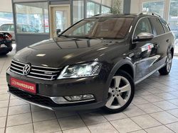 Schwarz Gebraucht 2014 VW Passat Alltrack Kombi | 14.790 € (Fairer Preis)